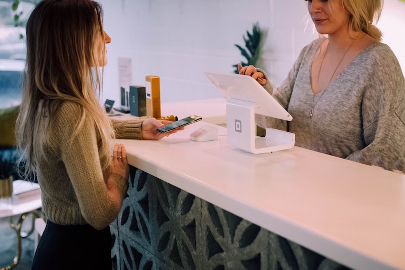 Cannabis kaufen: Welche Verkaufsstellen wären denkbar?
